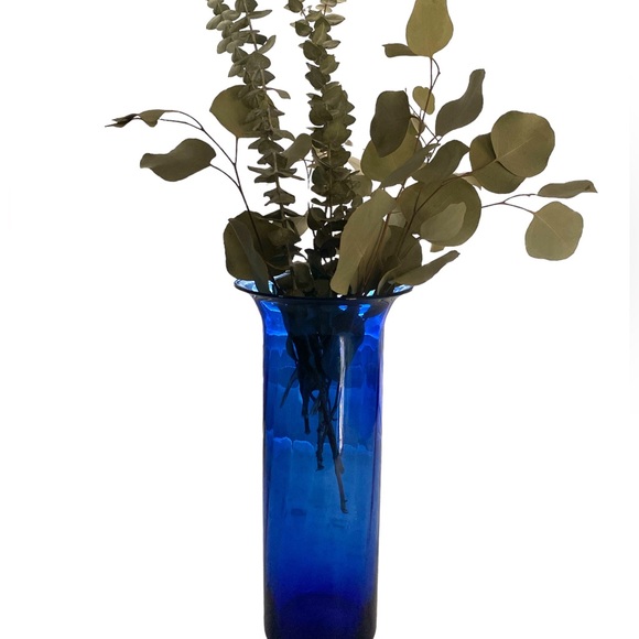 Vintage Hand Blown Cobalt Blue Glass Vase - Picture 7 of 13